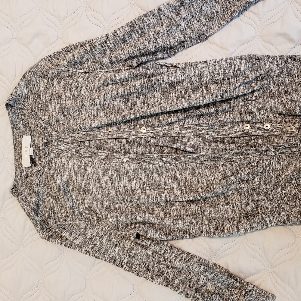 Grey cardigan